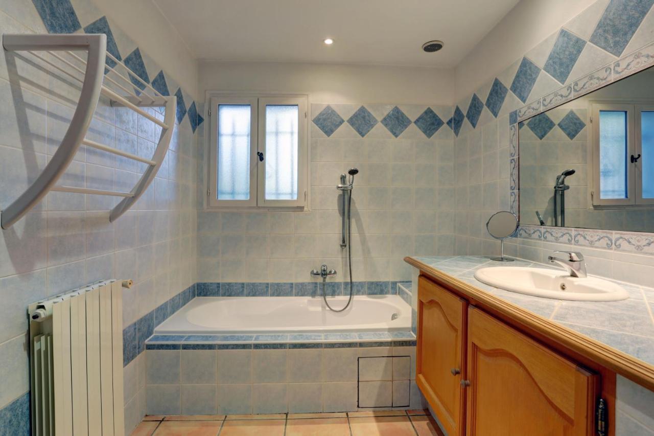 Villa De Charme, 8 Pers, Climatisee, Piscine Chauffee, Calme Garanti ロクブリューヌ・シュル・アルジャン エクステリア 写真
